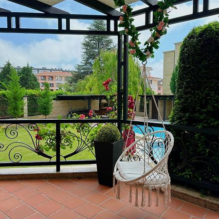 Family Hotel Paradise Saints Constantine and Helena Exteriör bild